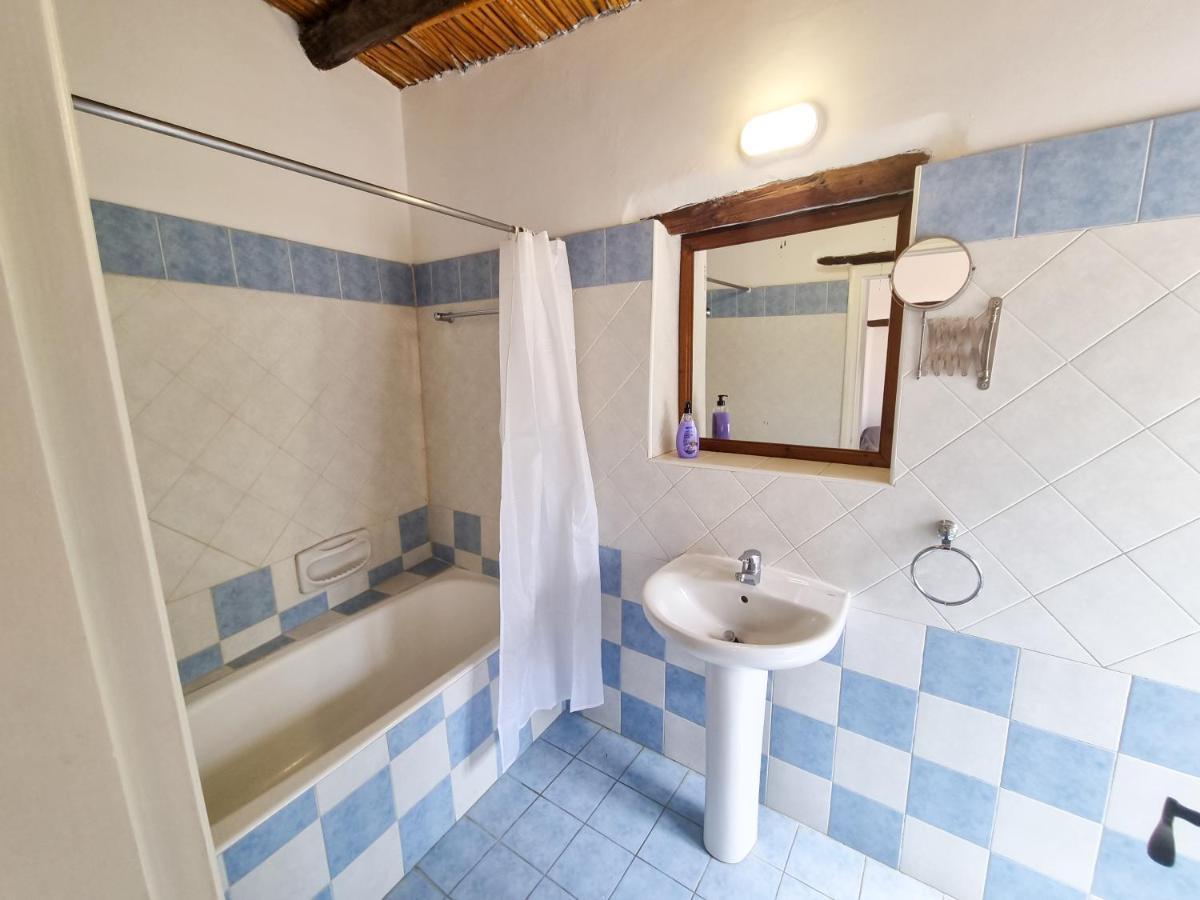 Appartement Athena'S Pool Oasis à Skarinou Extérieur photo