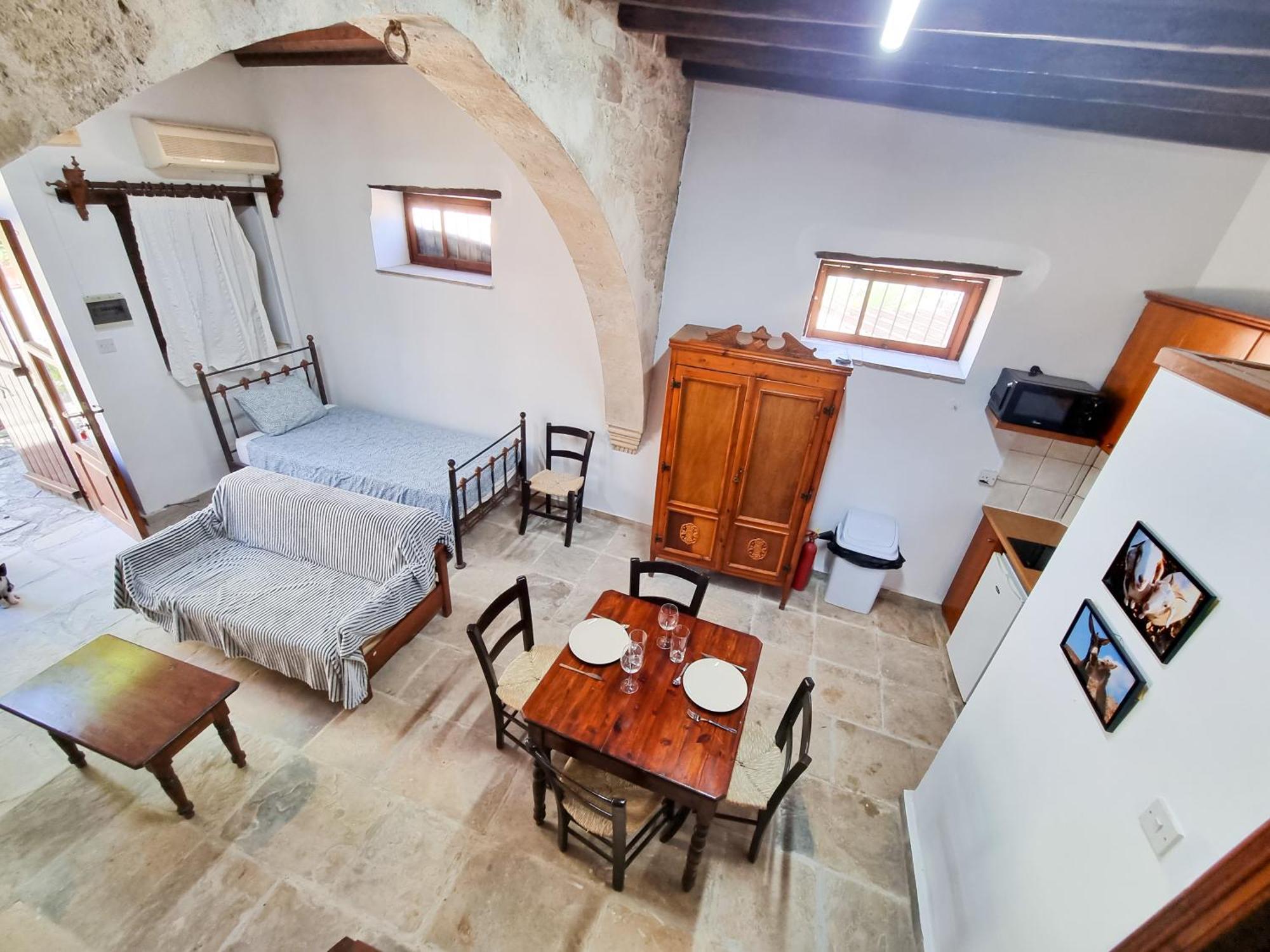 Appartement Athena'S Pool Oasis à Skarinou Extérieur photo